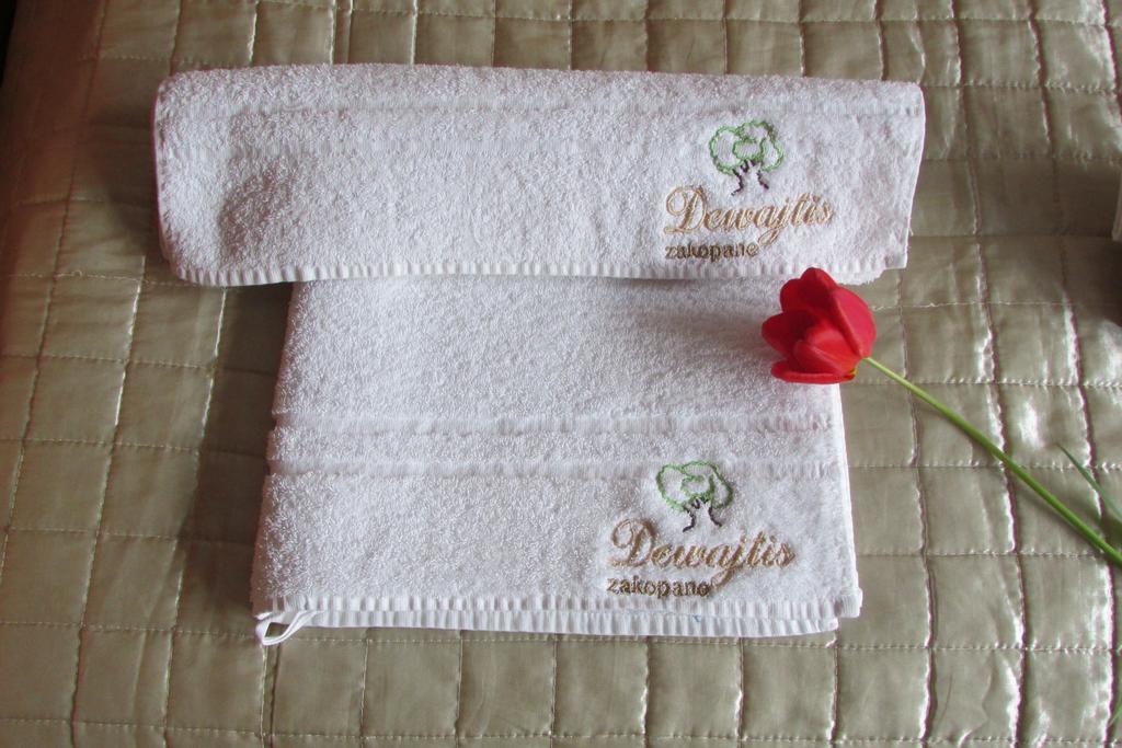 Willa Dewajtis Bed & Breakfast Zakopane Phòng bức ảnh