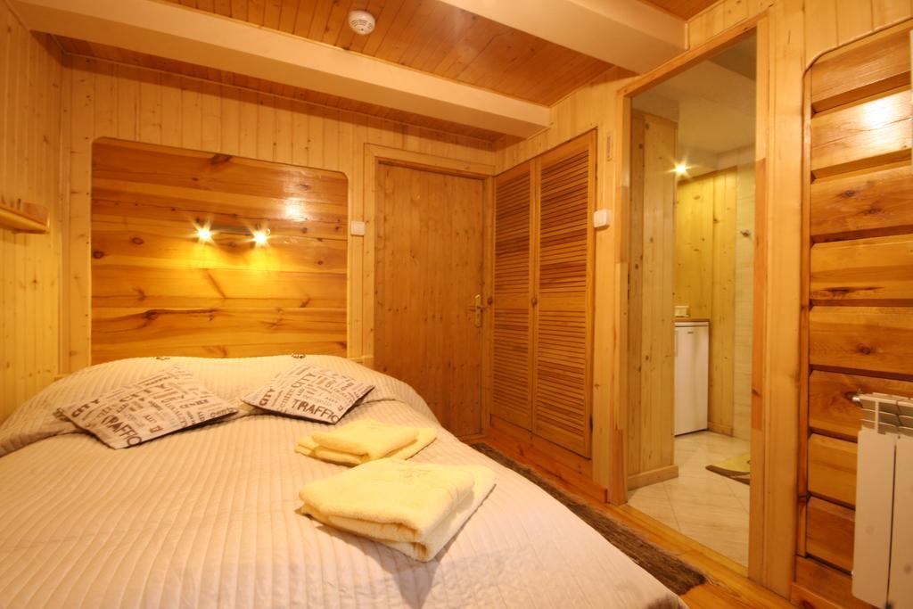 Willa Dewajtis Bed & Breakfast Zakopane Phòng bức ảnh