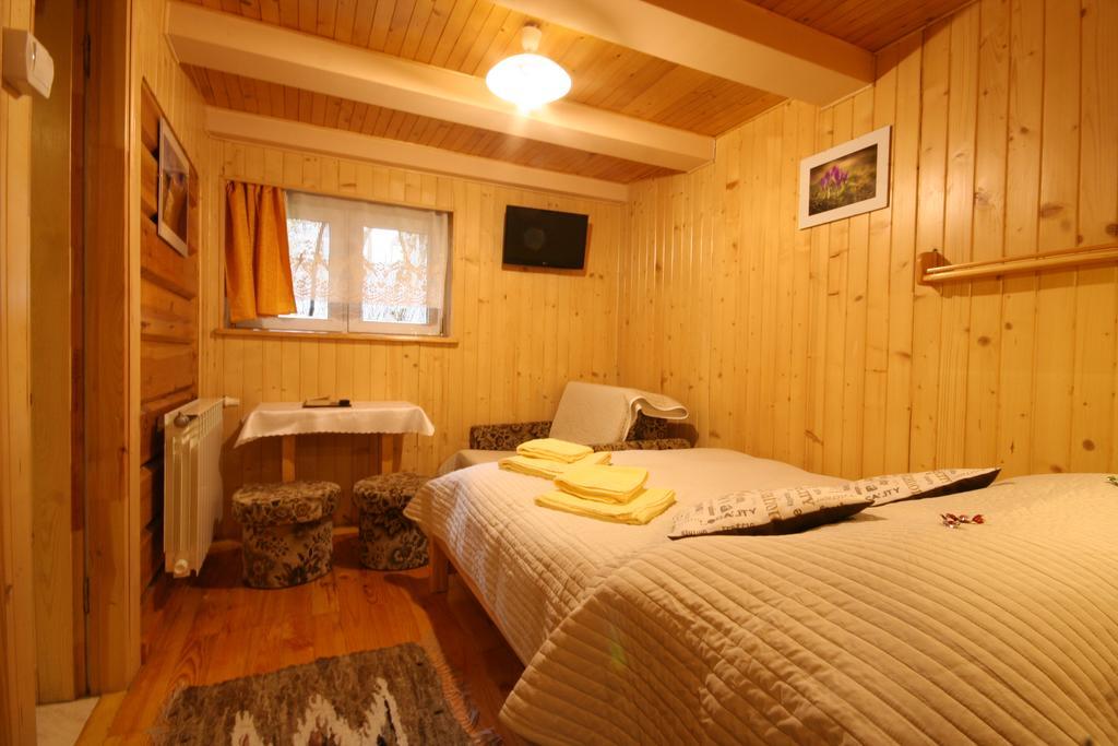 Willa Dewajtis Bed & Breakfast Zakopane Phòng bức ảnh